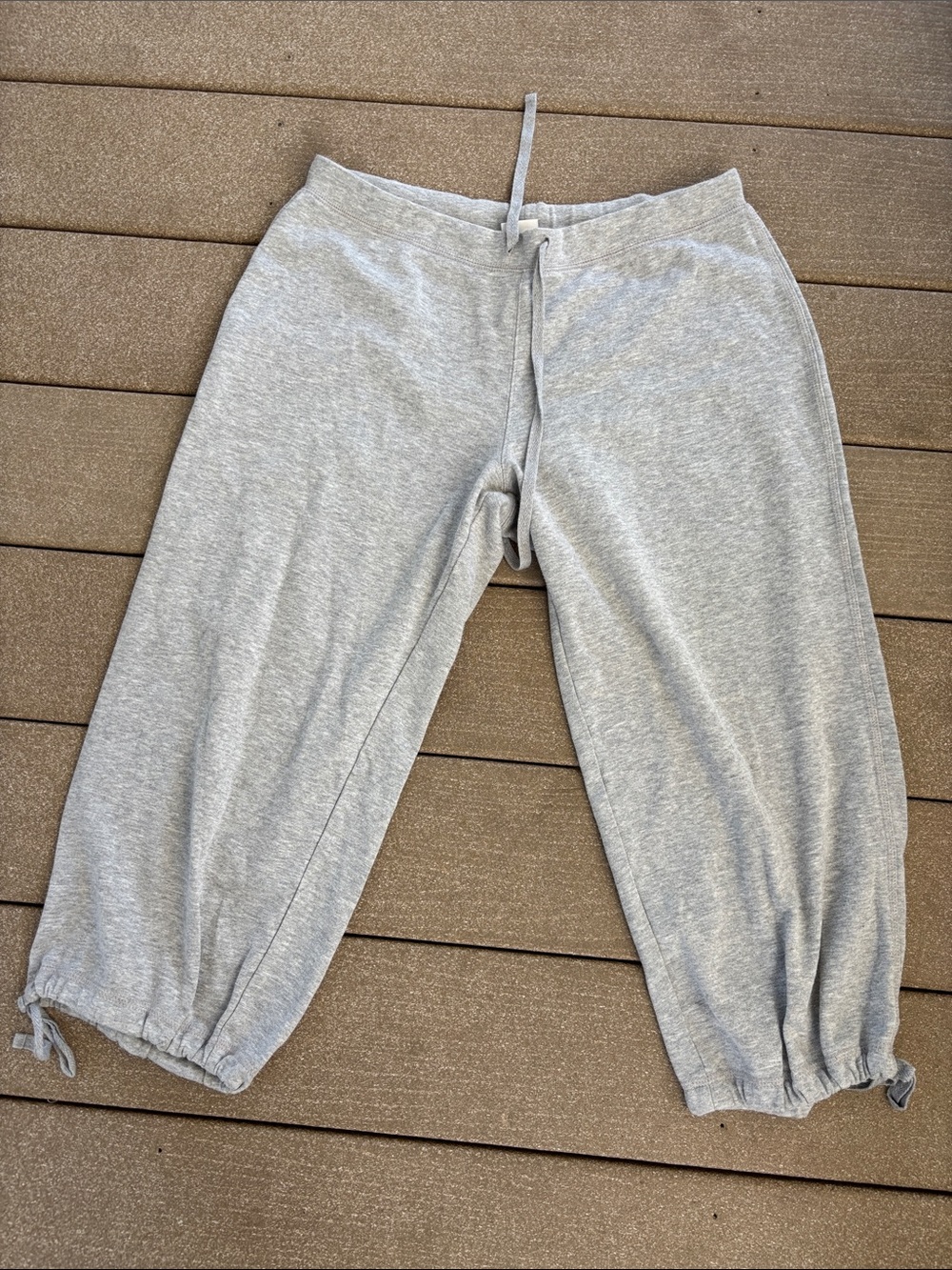 Light Heather Gray Capri Drawstring Sweatpants